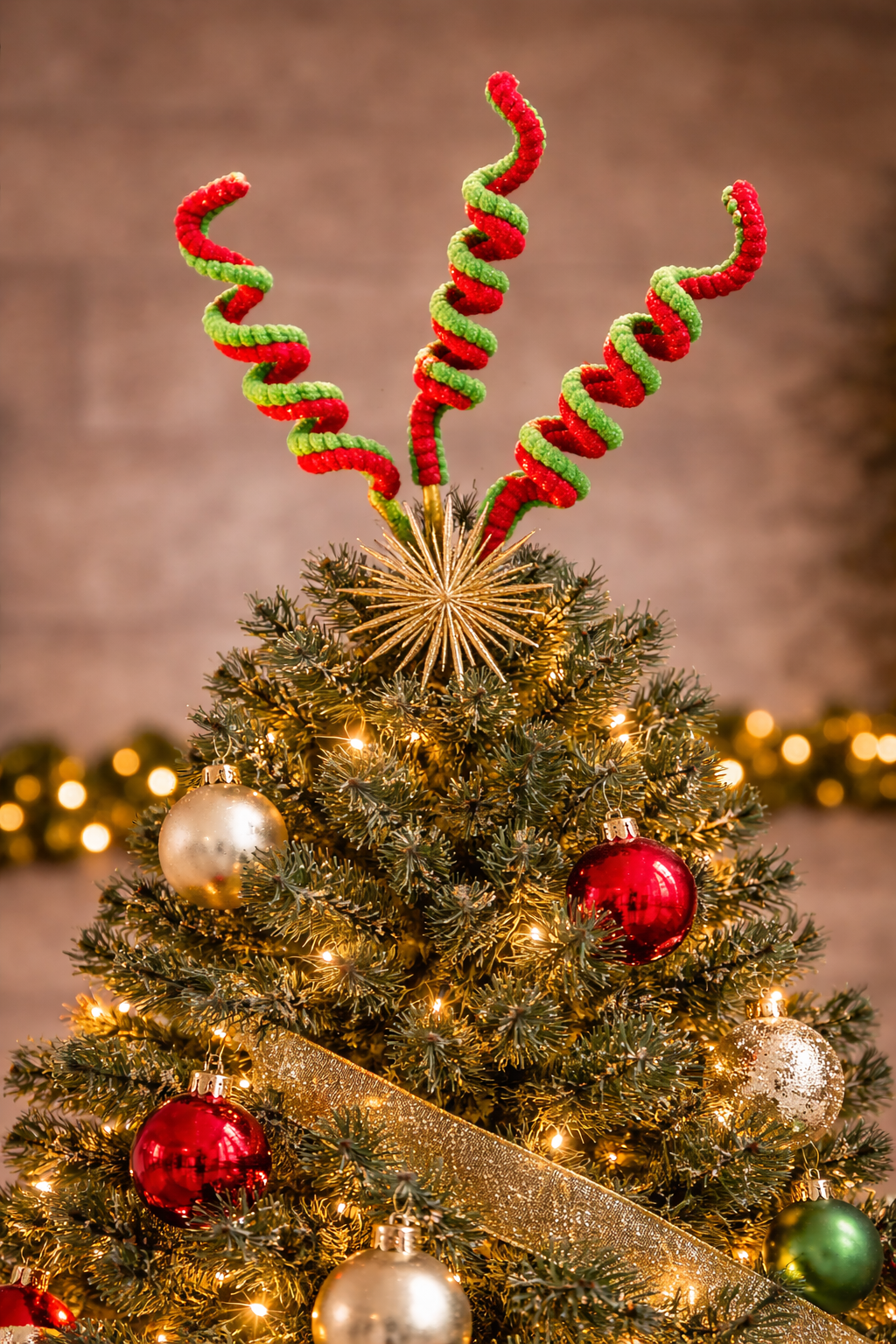 Red & Green Spiral Spray – Statement Christmas Tree Styling Pick