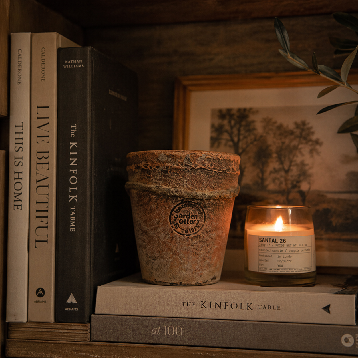 Kew Terracotta Pot – Small Natural Styling Piece