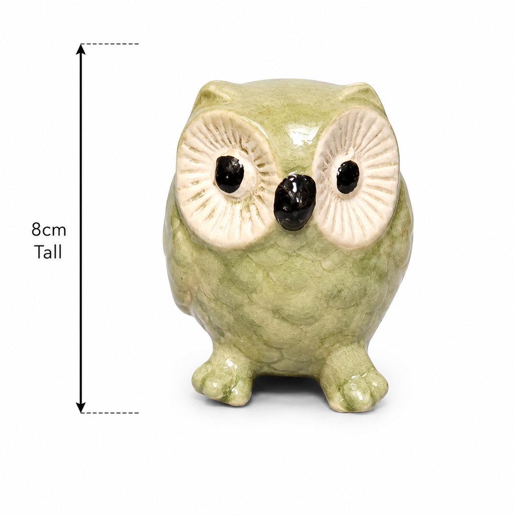 Green ceramic owl pot hanger measuring 8cm tall, shown with dimension arrows against a white background